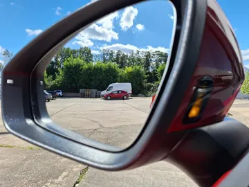 Car image 42