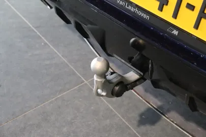 Car image 38