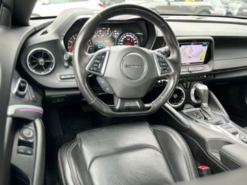 Car image 26