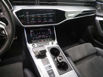 Car image 33