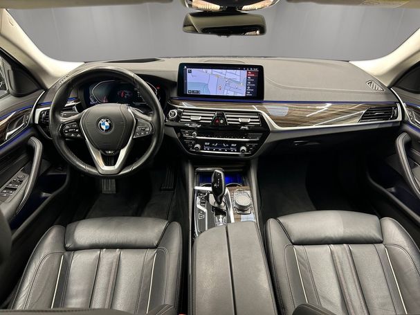 BMW 530d Touring 210 kW image number 10