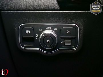 Car image 36