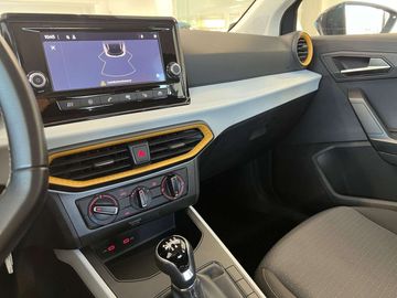 Car image 15