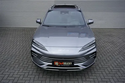 Car image 48