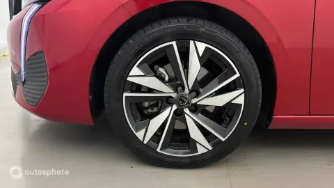 Car image 20