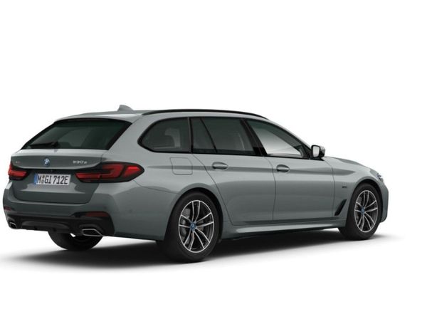 BMW 530 Touring xDrive 215 kW image number 3