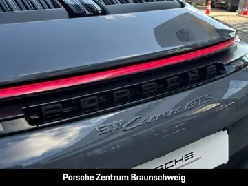 Car image 36