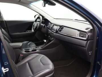 Car image 31