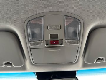 Car image 37