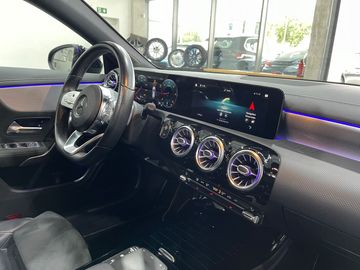 Car image 38