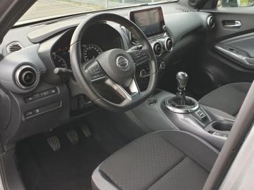 Car image 33