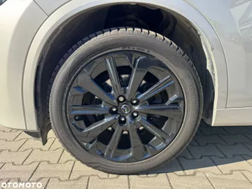 Car image 28