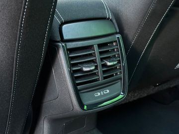 Car image 38