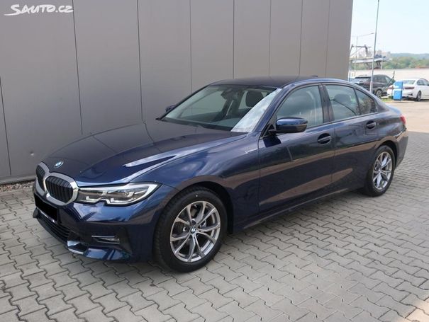 BMW 320d Sport Line 140 kW image number 17