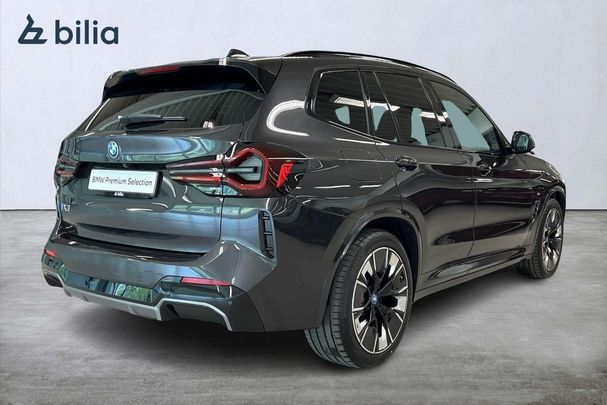 BMW iX3 M Sport 210 kW image number 17