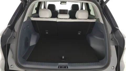 Car image 34
