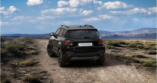 Car image 2