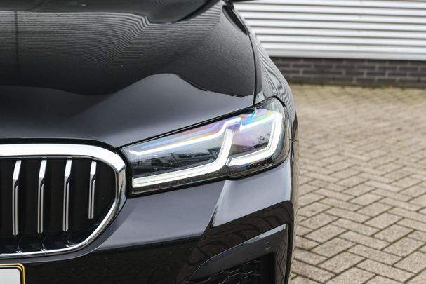 BMW 530 Touring 215 kW image number 6