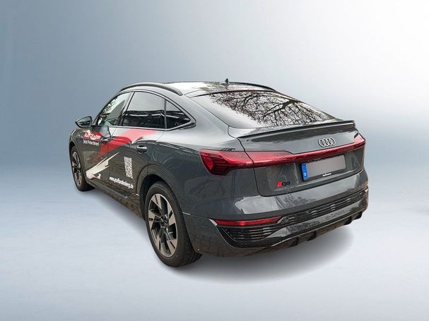 Audi Q8 50 quattro e-tron S-line Sportback 250 kW image number 4