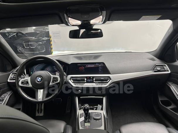 BMW 320i M Sport 135 kW image number 8