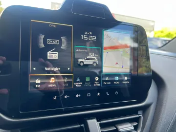 Car image 33