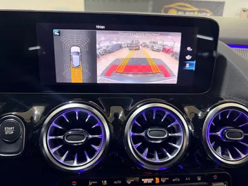 Car image 28