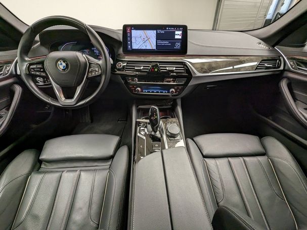 BMW 520d Touring 140 kW image number 8