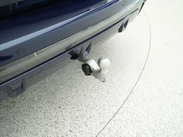 Car image 42