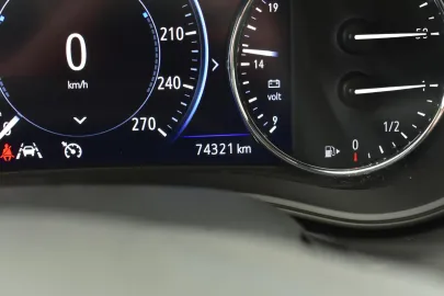 Car image 29