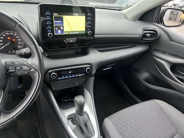 Car image 11