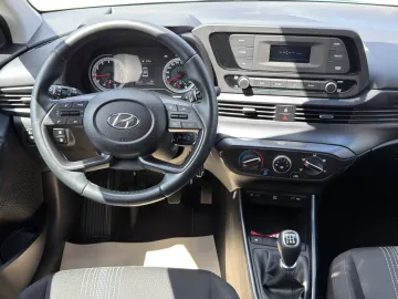 Car image 33