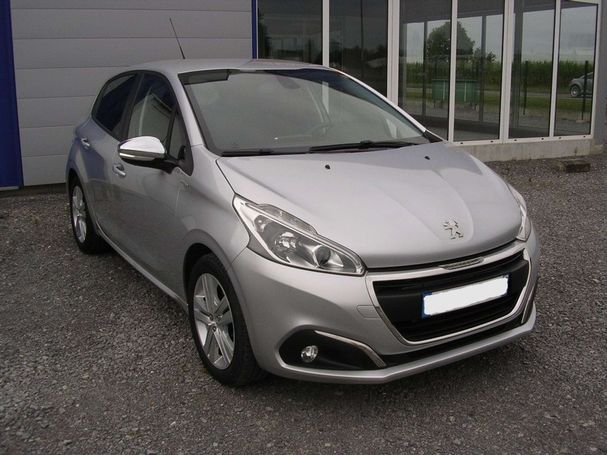 Peugeot 208 PureTech 82 Style 60 kW image number 2