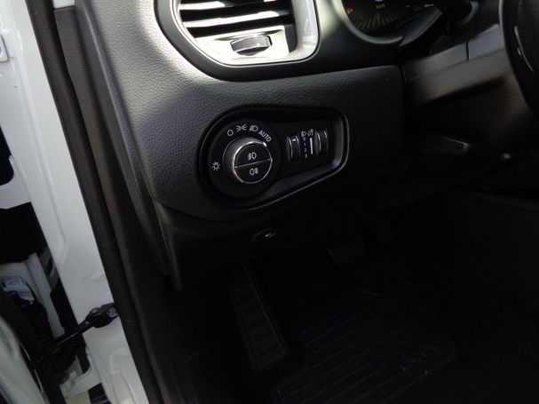 Jeep Renegade PHEV 176 kW image number 15