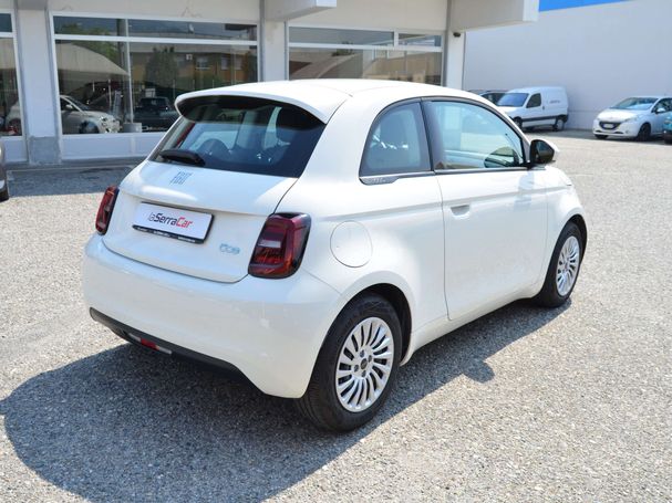 Fiat 500 e Action 70 kW image number 3