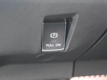 Car image 36