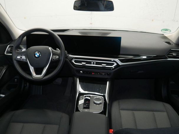 BMW 318i Touring 115 kW image number 7