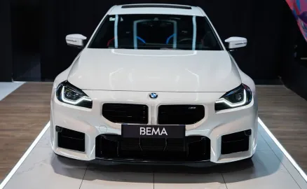 Car image 2
