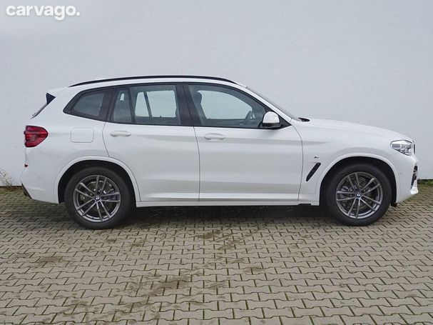 BMW X3 xDrive20i 135 kW image number 2