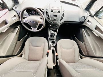 Car image 12