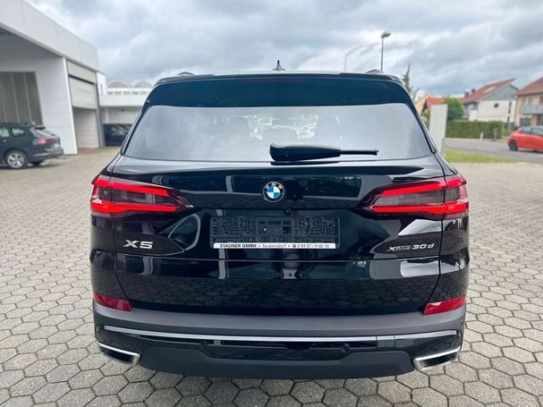 BMW X5 xDrive 210 kW image number 8