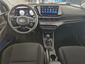 Car image 10