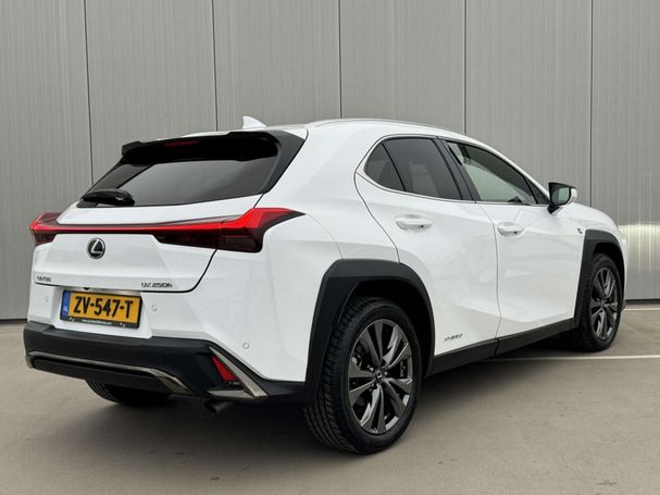 Lexus UX 250h 135 kW image number 42