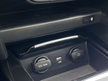 Car image 31