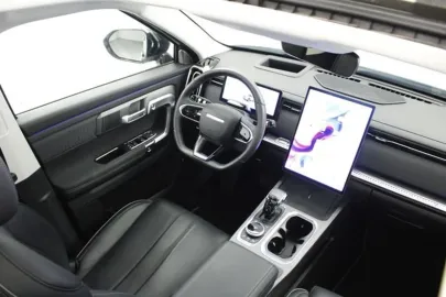 Car image 27