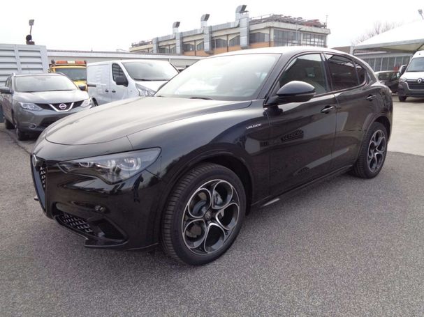 Alfa Romeo Stelvio AT8 Q4 154 kW image number 1