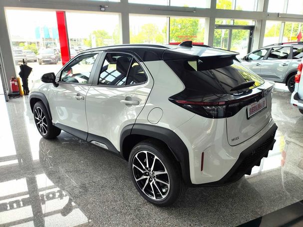 Toyota Yaris Cross 1.5 Hybrid GR Sport 96 kW image number 6