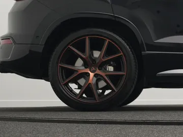 Car image 49