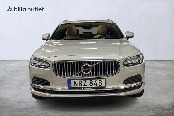 Volvo V90 T8 AWD Recharge 335 kW image number 3