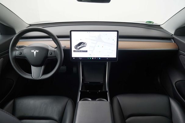 Tesla Model 3 Long Range AWD 158 kW image number 10