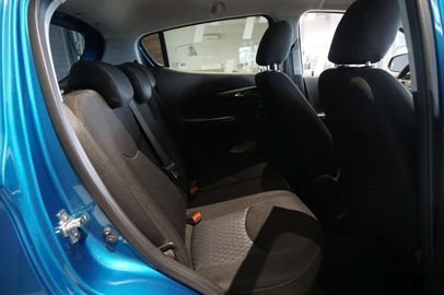 Car image 33